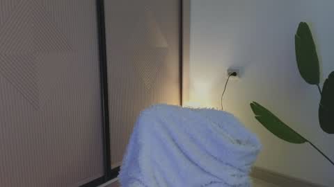 Audrey online show from 16, 12, 2024