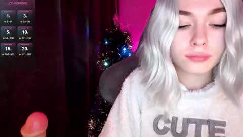 Snapshot of hey_nora_ chatting on 30, 12, 2024  Nora  online show from 30, 12, 2024