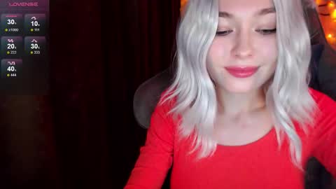 Snapshot of hey_nora_ chatting on 26, 10, 2025  Nora  online show from 26, 10, 2025