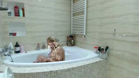 Heyheygrey online show from 12, 2, 2026