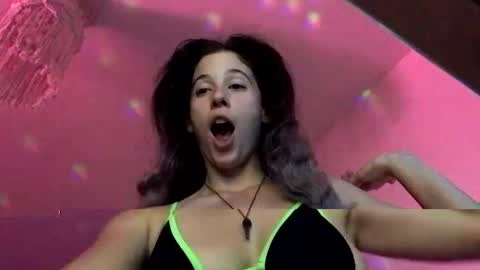 FlexieFae online show from 5, 10, 2025