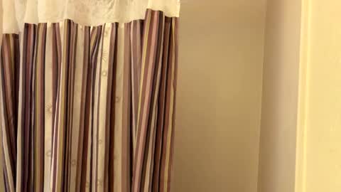 FlexieFae online show from 4, 2, 2026