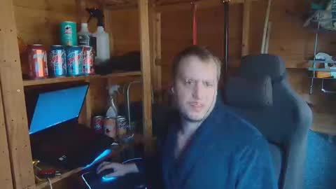 Snapshot of hharveyden chatting on 5, 2, 2026 H Dawg online show from 5, 2, 2026