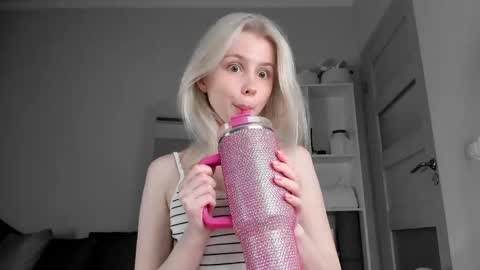 Snapshot of hi_popsy chatting on 9, 5, 2026 Popsy Risha online show from 9, 5, 2026