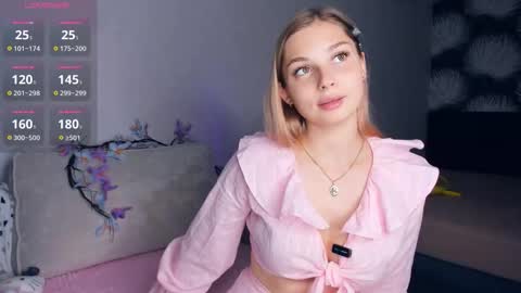 Elizabeth online show from 19, 9, 2025