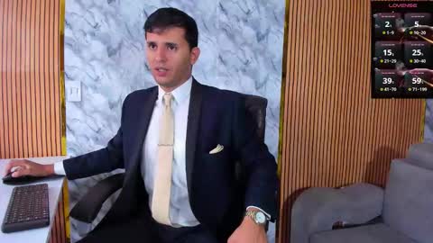 Snapshot of hiddenoffice chatting on 20, 9, 2025 George online show from 20, 9, 2025