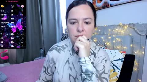 Snapshot of hidianapaola chatting on 3, 4, 2026 Diana online show from 3, 4, 2026