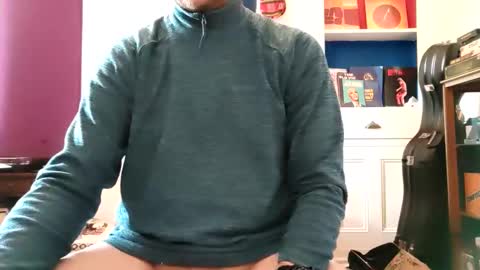 Snapshot of highway2025 chatting on 28, 1, 2025 Highway online show from 28, 1, 2025