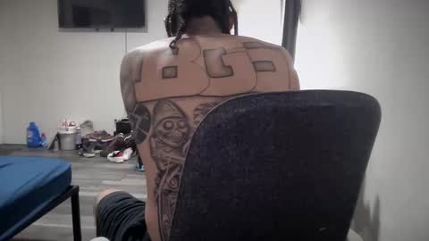 Snapshot of hihello4000 chatting on 5, 11, 2025 hihello4000 online show from 5, 11, 2025