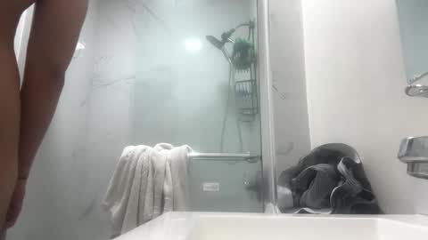 Snapshot of hihello7777 chatting on 17, 9, 2025 hihello7777 online show from 17, 9, 2025