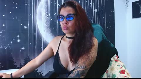 Snapshot of hikaryfire chatting on 19, 5, 2026 hikaryfire online show from 19, 5, 2026