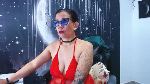 Snapshot of hikaryfire chatting on 26, 5, 2026 hikaryfire online show from 26, 5, 2026