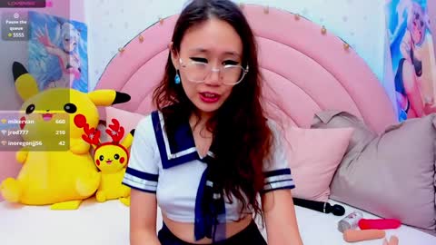 Snapshot of hikori_ chatting on 8, 1, 2025 Hikori online show from 8, 1, 2025