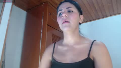 hilaril18 online show from 30, 11, 2025