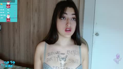 Snapshot of hilary__thompson chatting on 11, 12, 2024 hilary thompson online show from 11, 12, 2024