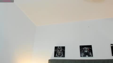 Snapshot of hilary_tailor chatting on 24, 2, 2026 hilary_tailor online show from 24, 2, 2026