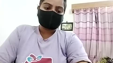 himuhimu22 online show from 19, 11, 2025