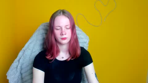 Snapshot of hinabliss chatting on 27, 3, 2026 Hinata online show from 27, 3, 2026