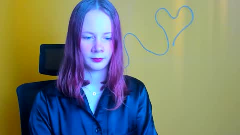 Snapshot of hinabliss chatting on 2, 4, 2026 Hinata online show from 2, 4, 2026