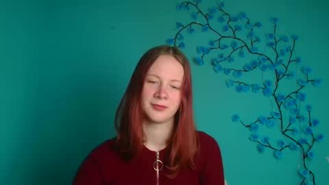 Snapshot of hinabliss chatting on 7, 4, 2026 Hinata online show from 7, 4, 2026