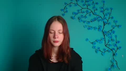 Snapshot of hinabliss chatting on 11, 4, 2026 Hinata online show from 11, 4, 2026