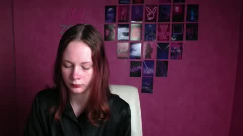 Snapshot of hinabliss chatting on 2, 5, 2026 Hinata online show from 2, 5, 2026
