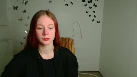 Snapshot of hinabliss chatting on 3, 5, 2026 Hinata online show from 3, 5, 2026