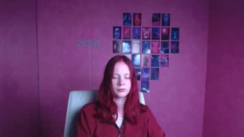 Snapshot of hinabliss chatting on 10, 5, 2026 Hinata online show from 10, 5, 2026