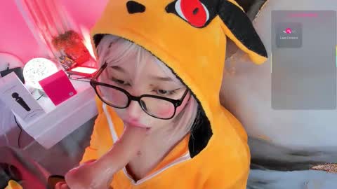 hinata_dolly online show from 25, 10, 2025
