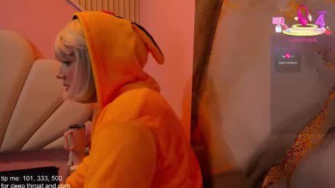 hinata_dolly online show from 25, 11, 2025