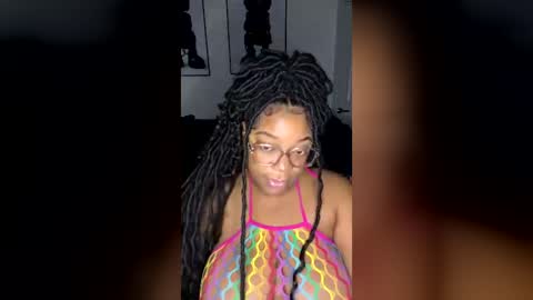 Snapshot of hiniseee chatting on 20, 6, 2026 hiniseee online show from 20, 6, 2026