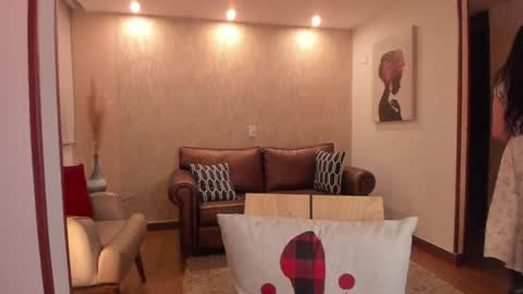 Hinnata online show from 13, 1, 2025