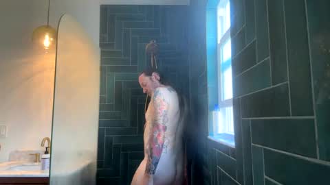 Snapshot of hippybiker chatting on 8, 2, 2025 hippybiker online show from 8, 2, 2025