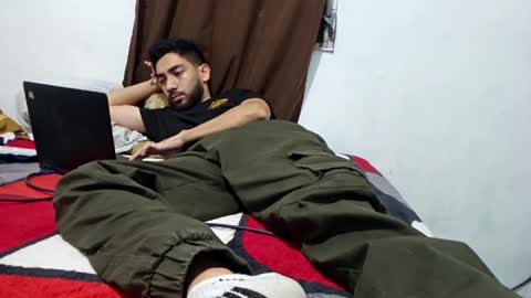 hnsigle77sexosps online show from 8, 6, 2026