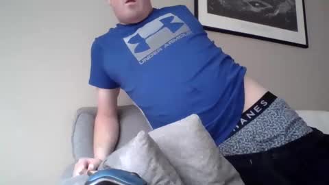 Snapshot of hockey258387 chatting on 12, 2, 2025 THE MAN online show from 12, 2, 2025