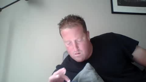 Snapshot of hockey258387 chatting on 21, 9, 2025 THE MAN online show from 21, 9, 2025