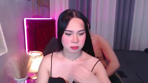 Snapshot of hoelymolly chatting on 12, 11, 2025 hoelymolly online show from 12, 11, 2025