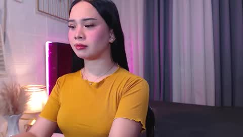 Snapshot of hoelymolly chatting on 9, 1, 2026 hoelymolly online show from 9, 1, 2026