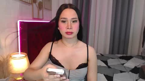 Snapshot of hoelymolly chatting on 18, 2, 2026 hoelymolly online show from 18, 2, 2026