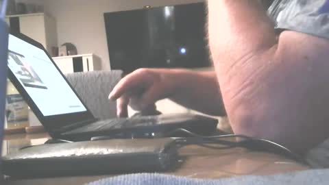 Snapshot of hofnung chatting on 2, 6, 2026 hofnung online show from 2, 6, 2026