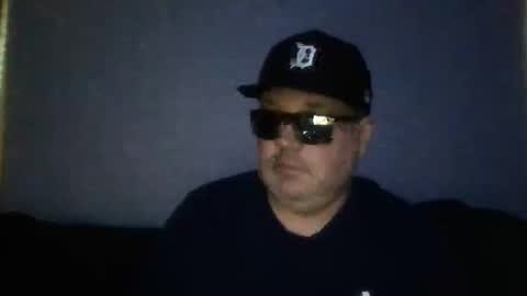 Snapshot of holden_minutz chatting on 29, 5, 2026 holden_minutz online show from 29, 5, 2026