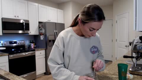 Holi Hurricane online show from 21, 11, 2025