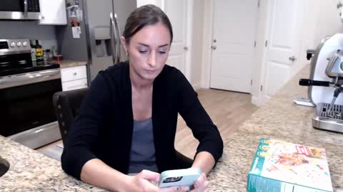 Holi Hurricane online show from 19, 12, 2025