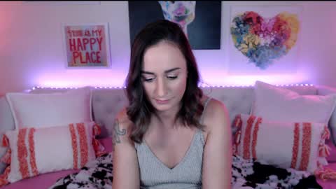 Holi Hurricane online show from 5, 4, 2026