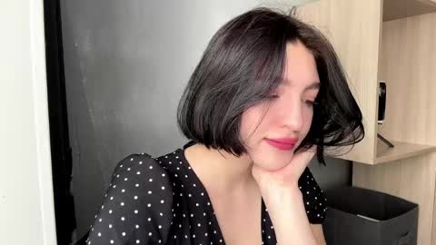 Sofia online show from 4, 3, 2026