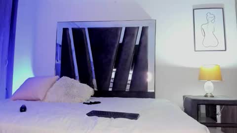Snapshot of holly_29_m chatting on 12, 3, 2026 Mara online show from 12, 3, 2026