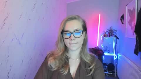 Holly online show from 30, 10, 2025