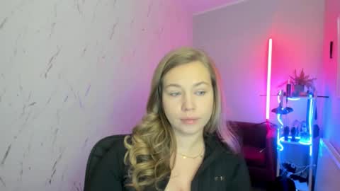 Holly online show from 29, 11, 2025