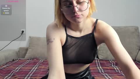 Polly online show from 9, 1, 2025