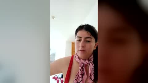 Snapshot of holly_velvett chatting on 8, 7, 2026 holly online show from 8, 7, 2026